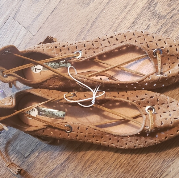 Halogen cognac suede ballet flats.  Sz 7 & 7.5 - Picture 3 of 4